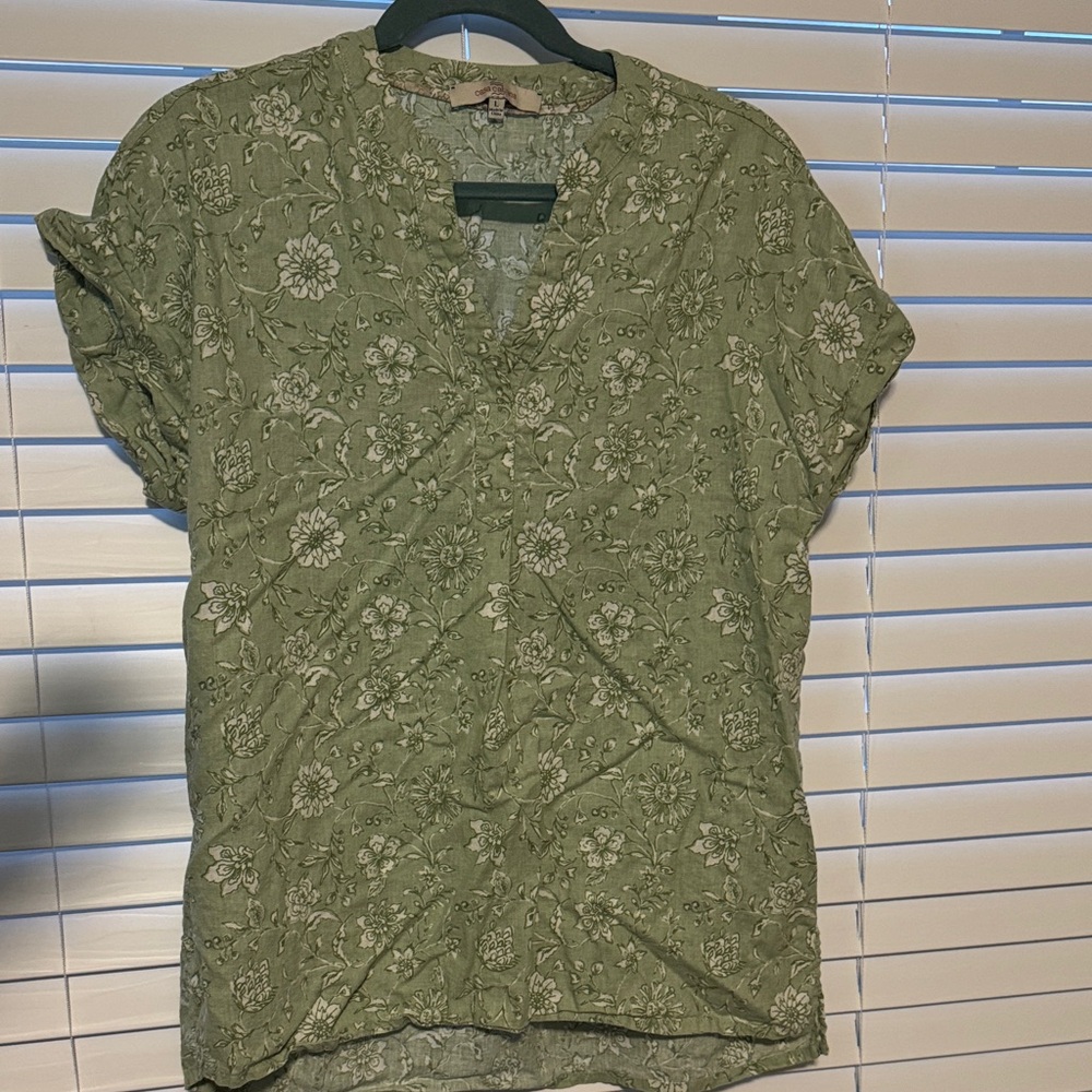 Elegant Floral Green Blouse